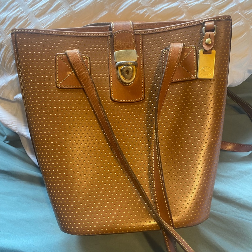 DOONEY & BOURKE TOTE PURSE